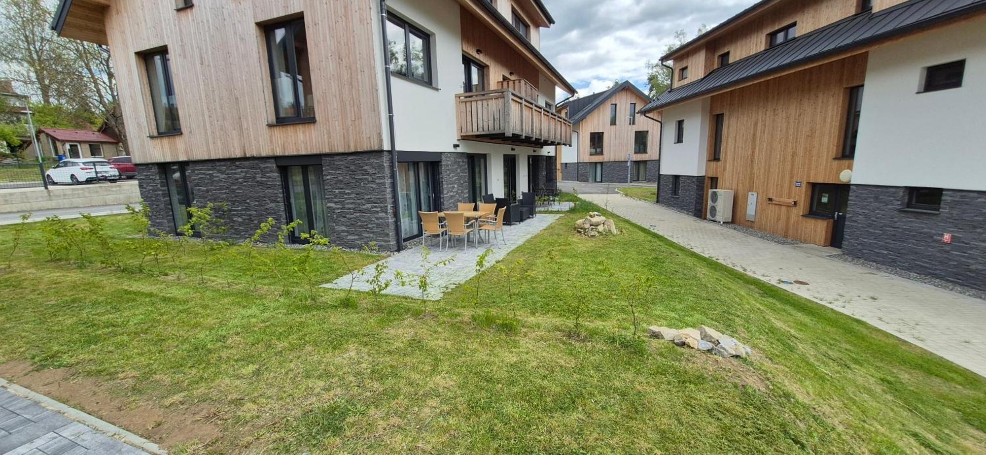 Lipno Apartments Bergmax, Ski Areal Lipno 16Min Dojezd - Resort Male Lipno S Terasou A Zahradkou, Parking Free Cerna v Posumavi Luaran gambar